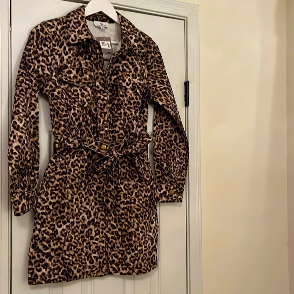 NWT Urban Daizy leopard denim dress size small